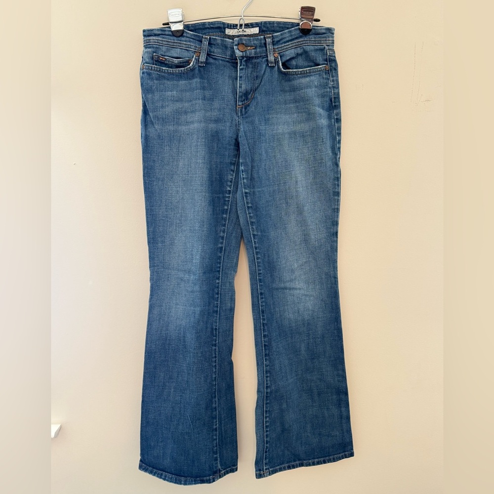 Joe's Jeans in Classic Blue